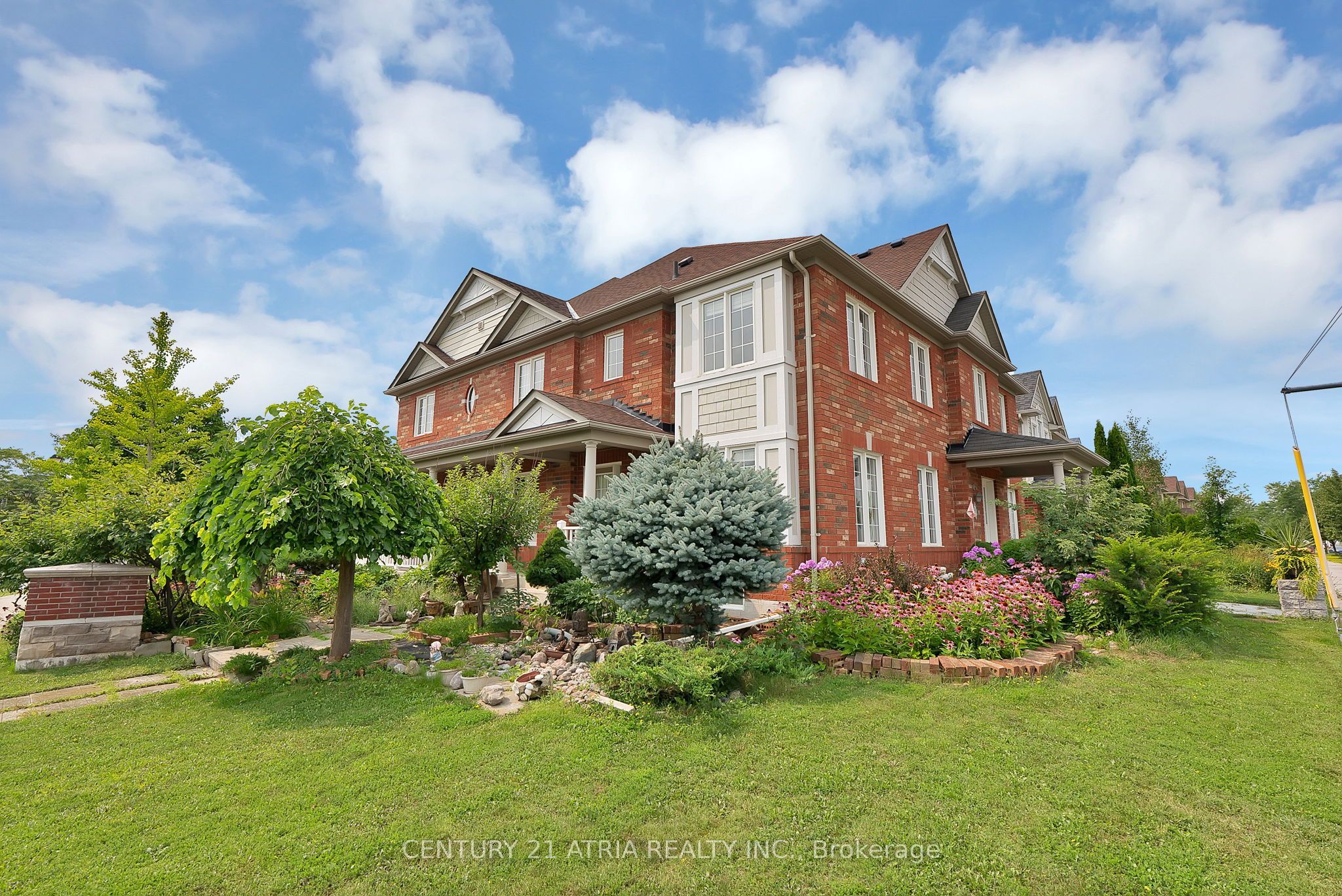 100 Gas Lamp Lane, Markham, ON L6B 0H7, Markham