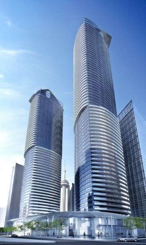14 York Unit 5208