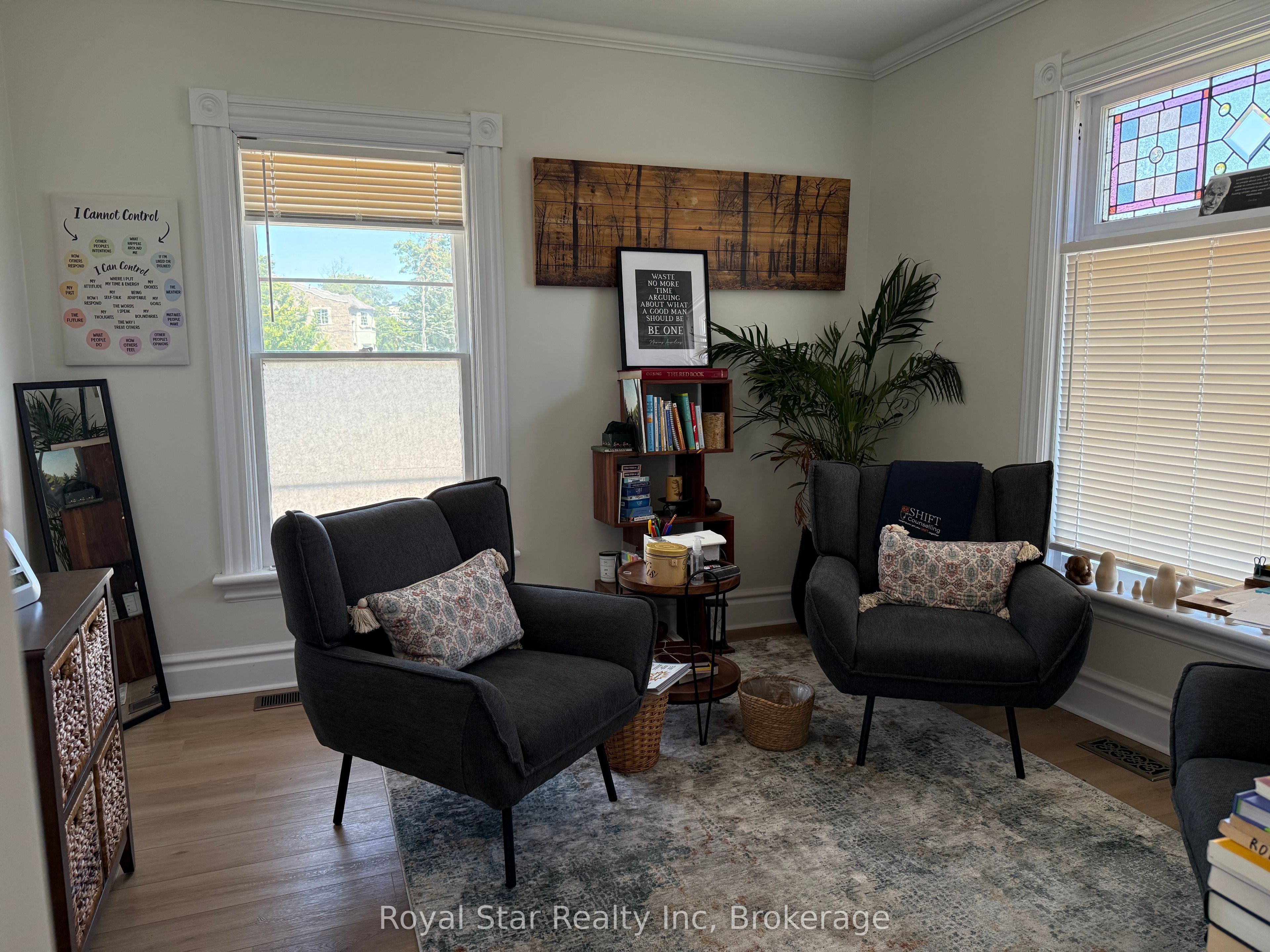 87 Waterloo Avenue, Guelph, ON N1H 3H6, Guelph