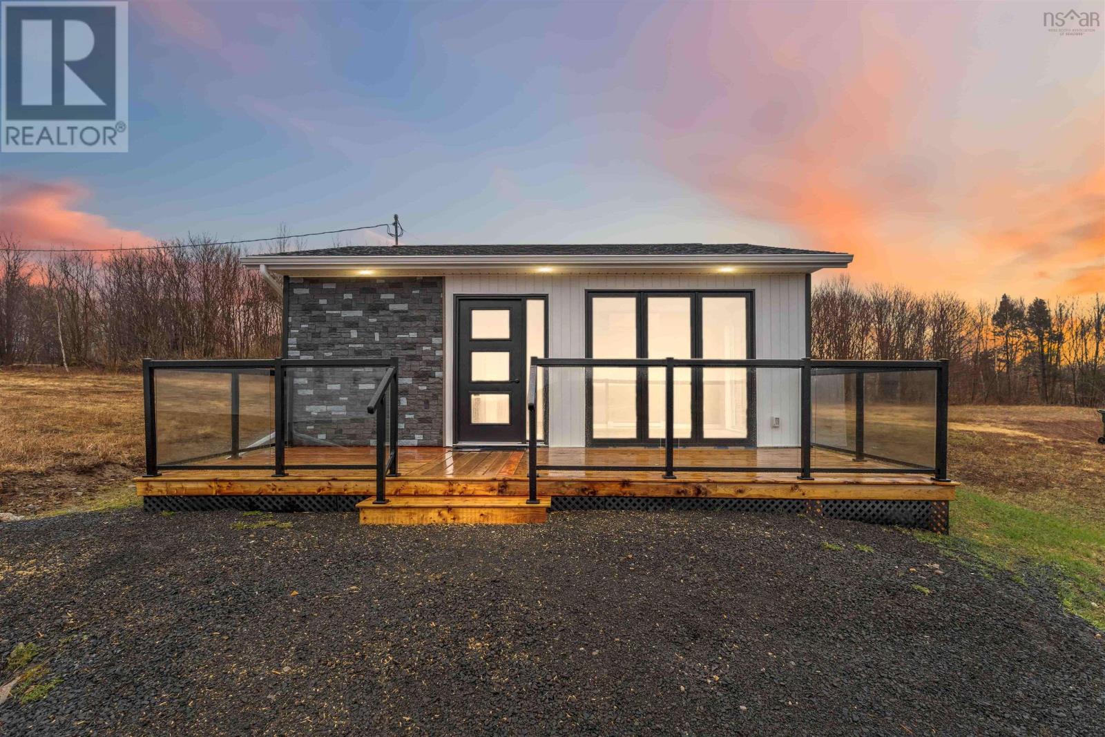 1272 Hilltown