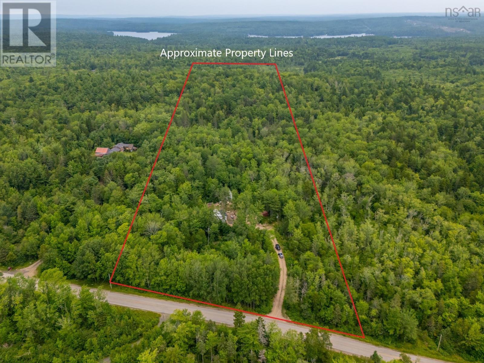 562 Grand Lake