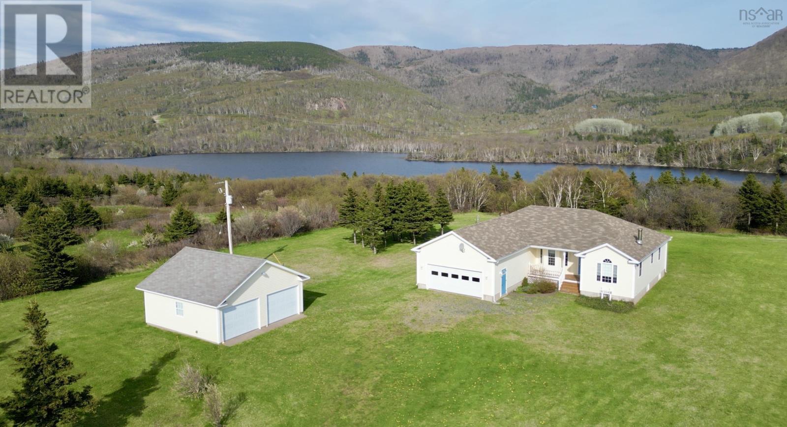 13540 Cabot Trail