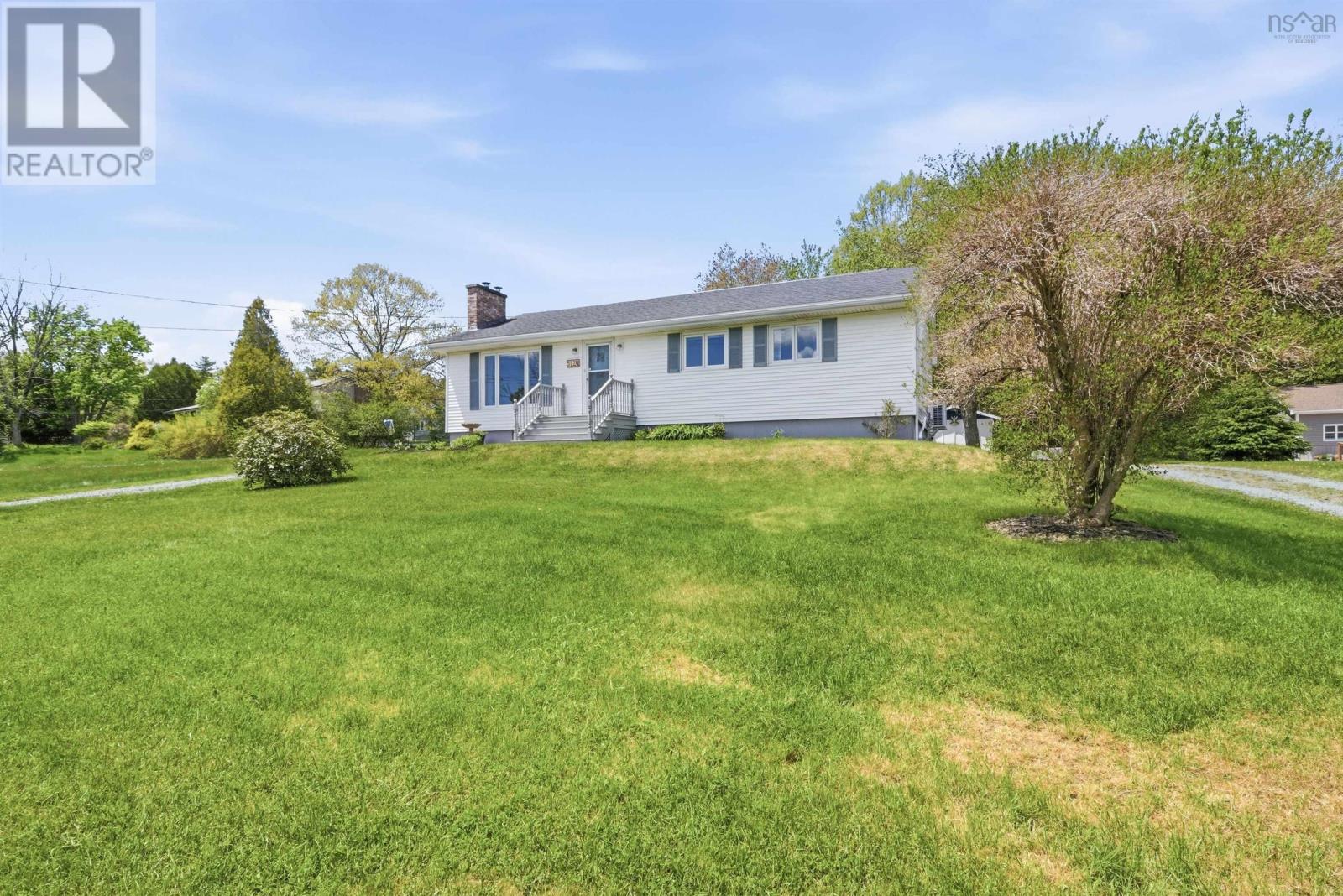 512 Windsor Junction