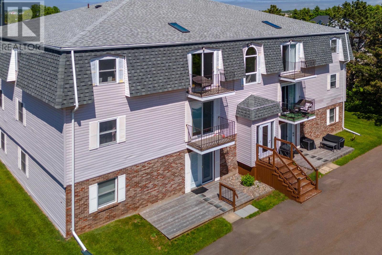 152 Maypoint Road Unit 10