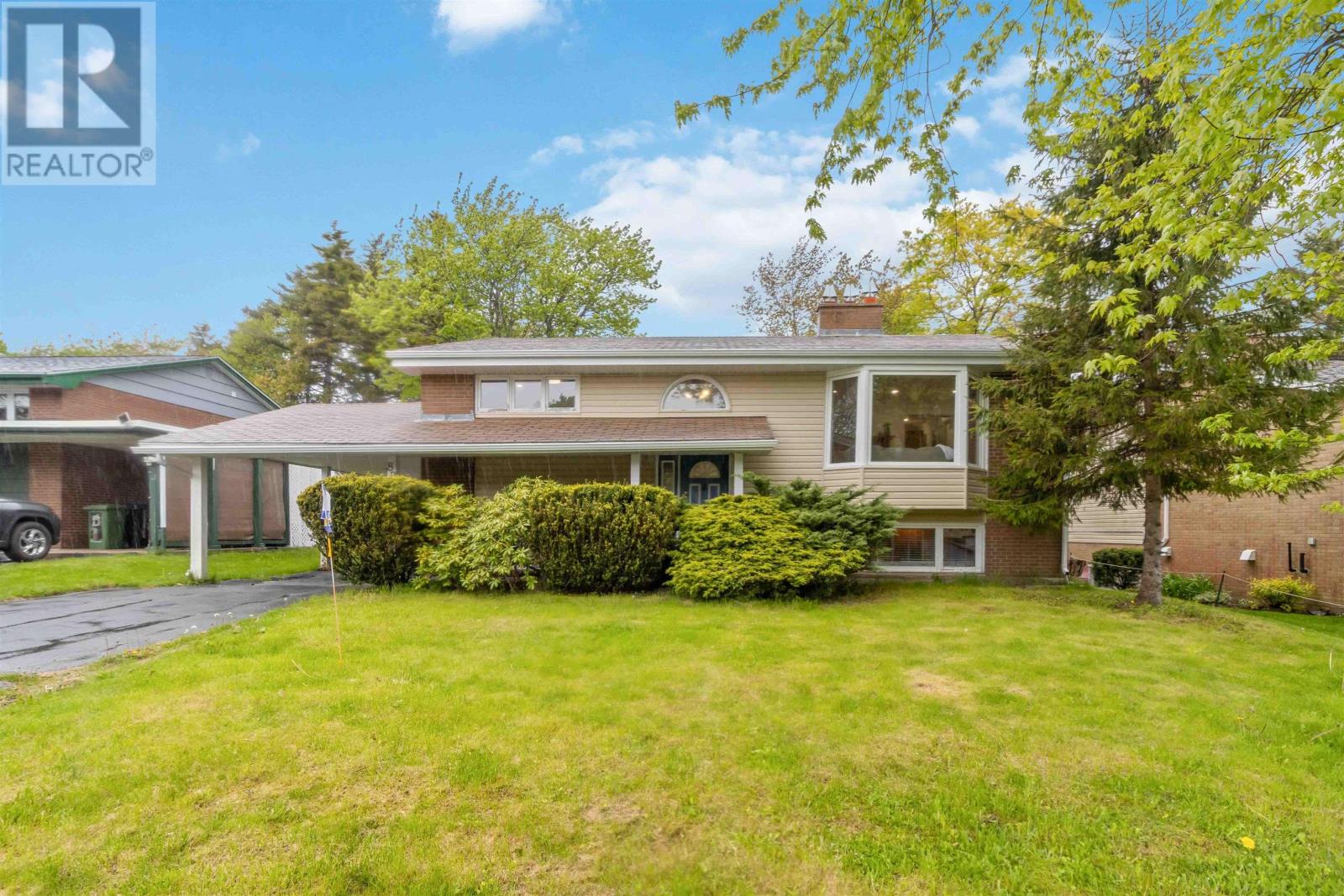 89 Clayton Park