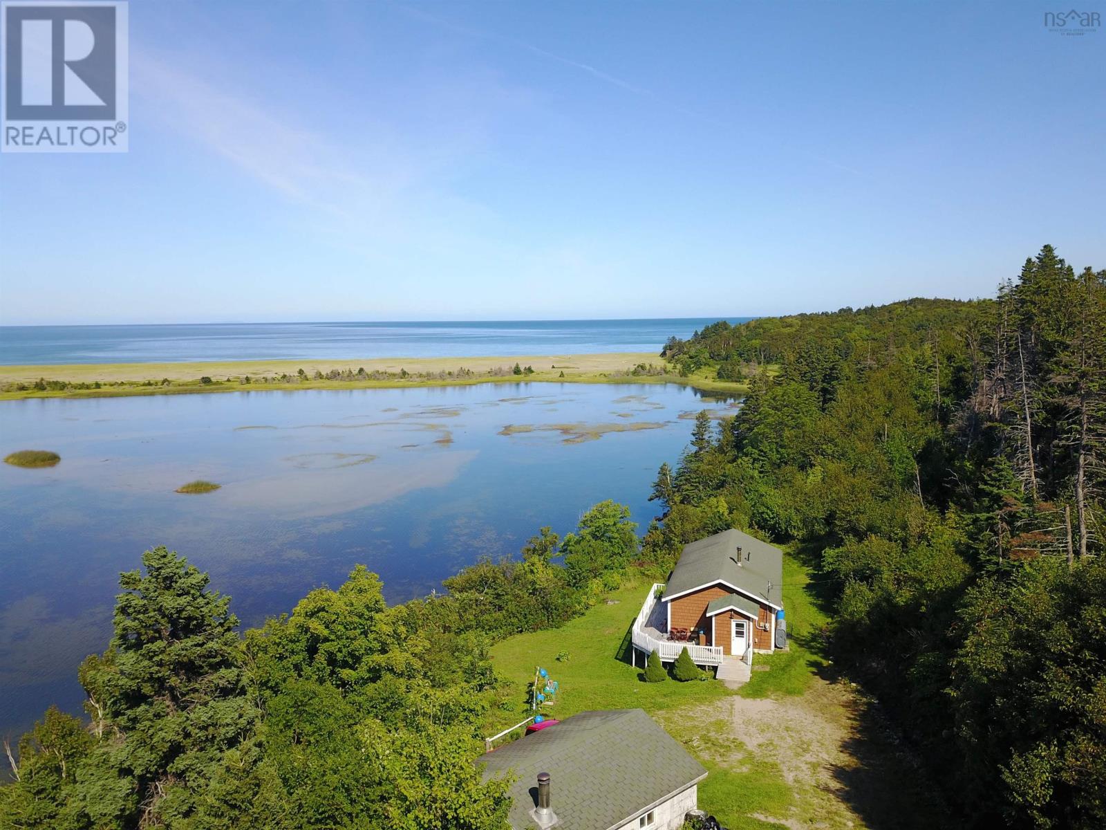 659 White Point