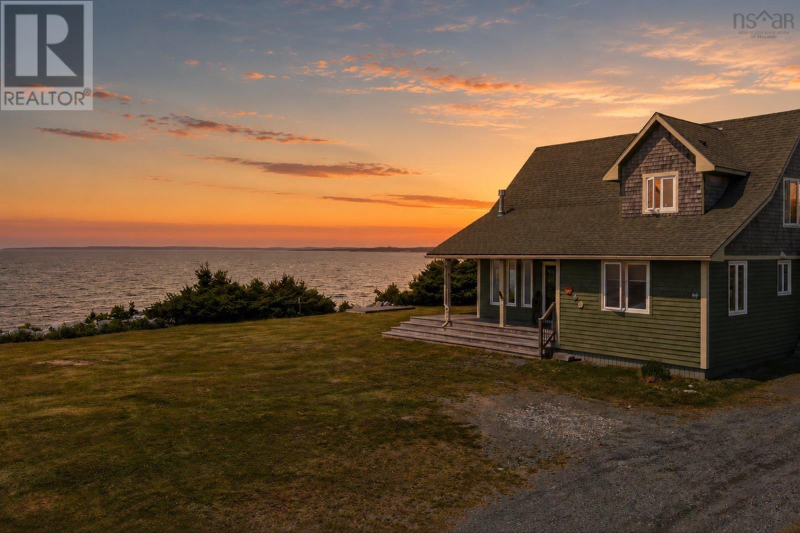 80 Pierce Point