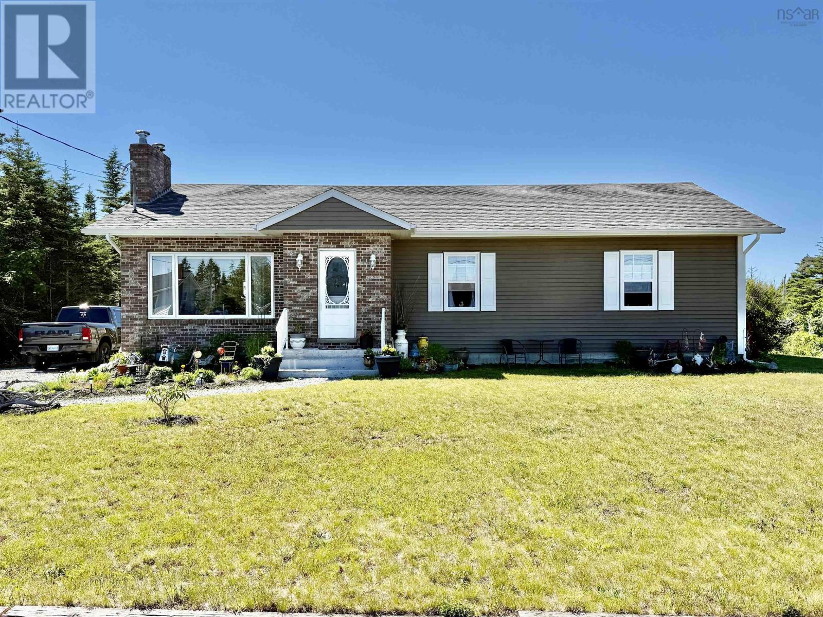 456 Centreville South Side