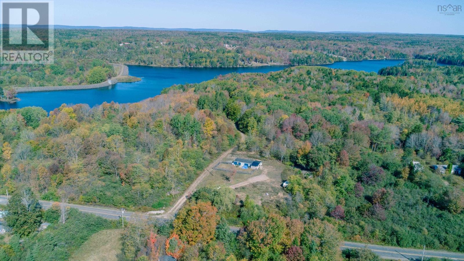 1115 Weymouth Falls
