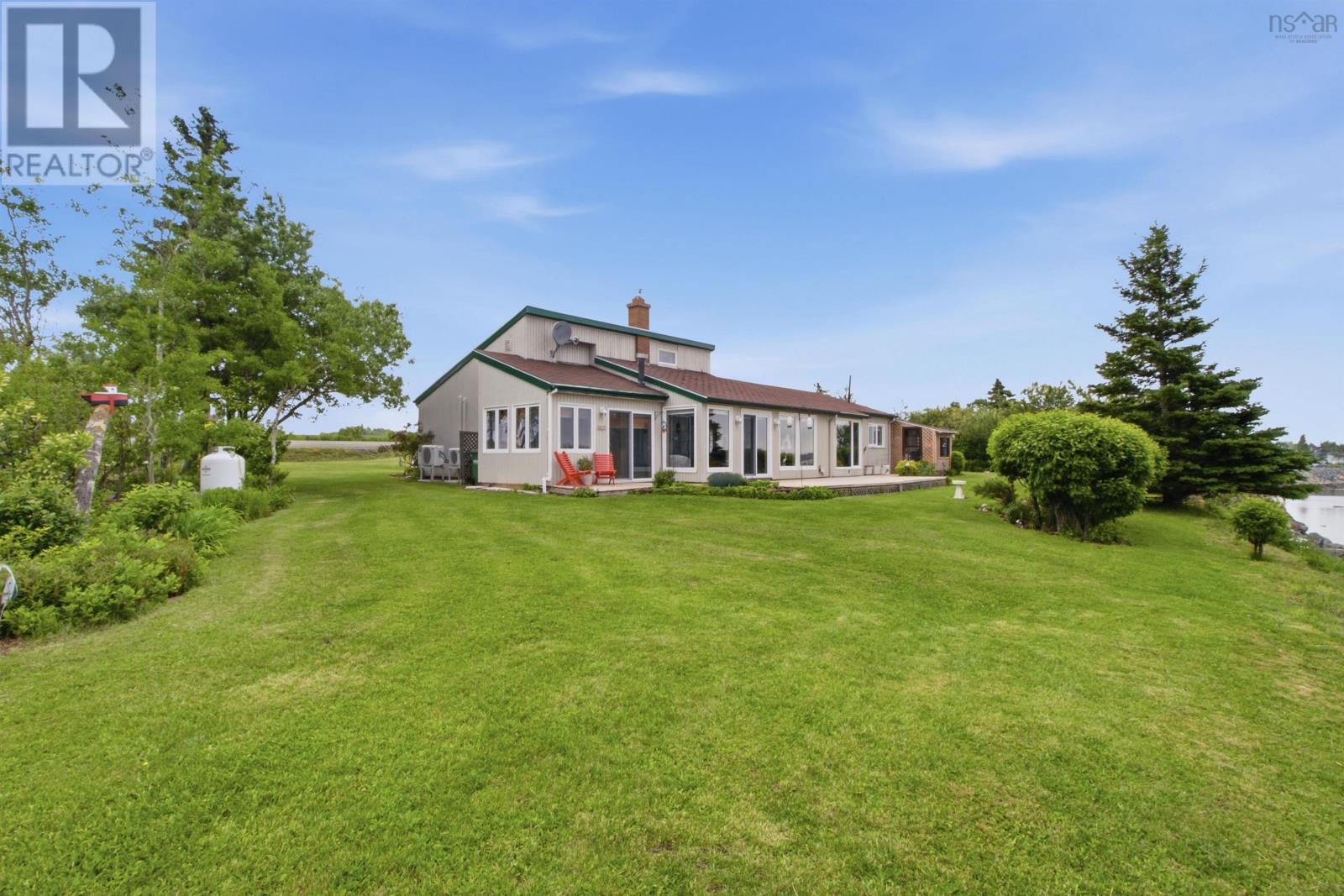 199 Pugwash Point