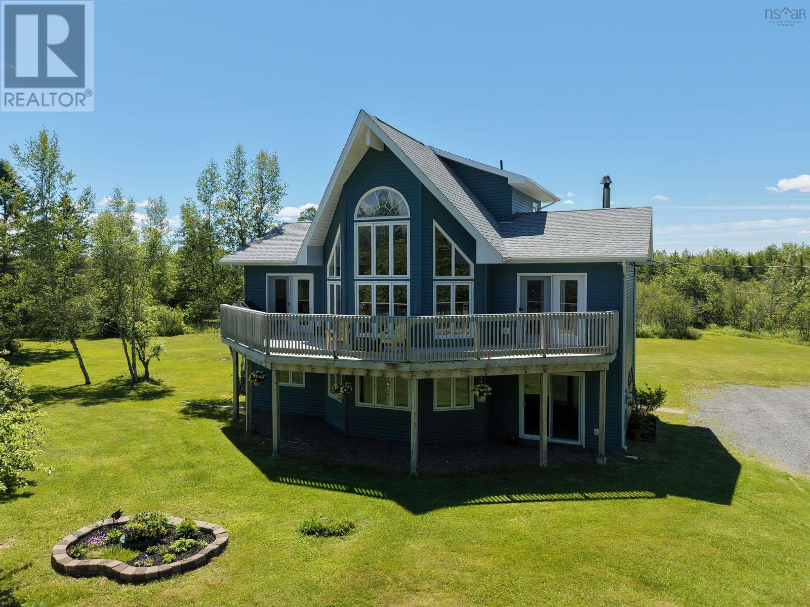 784 Onslow Mountain