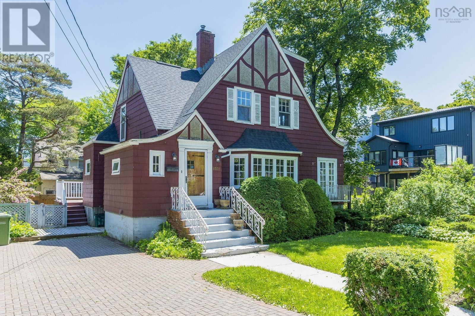 1031 Marlborough