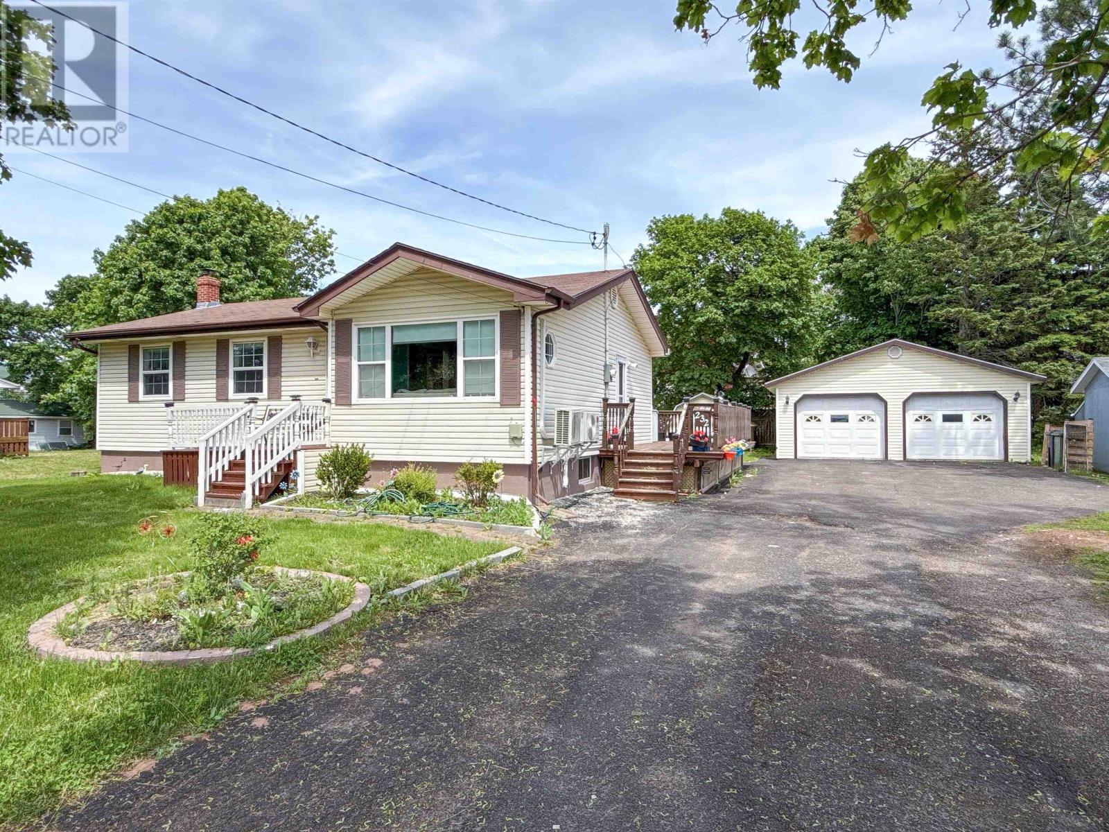 232 Mount Edward