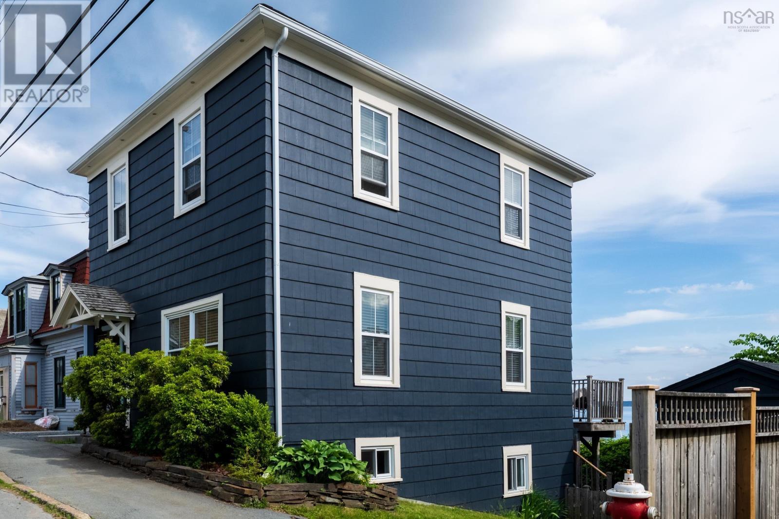 268 Montague