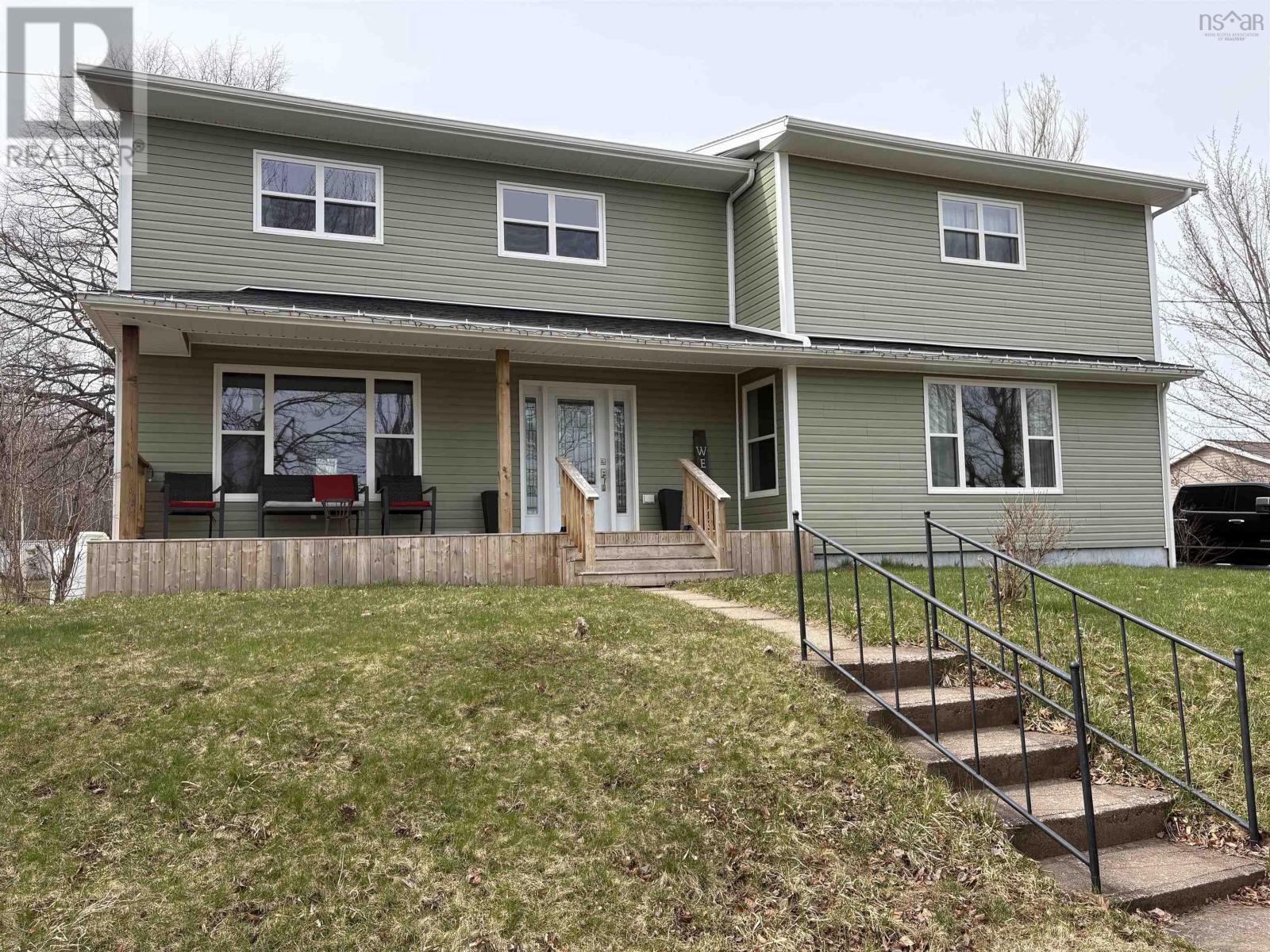 1568 North Main
