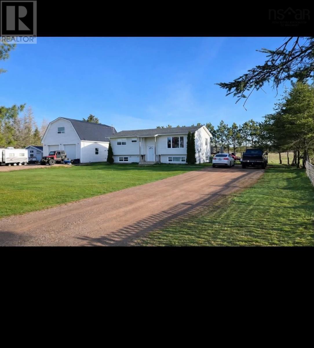 73 Staples Brook