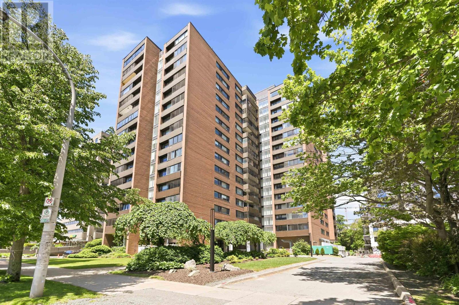 5959 Spring Garden Unit 210