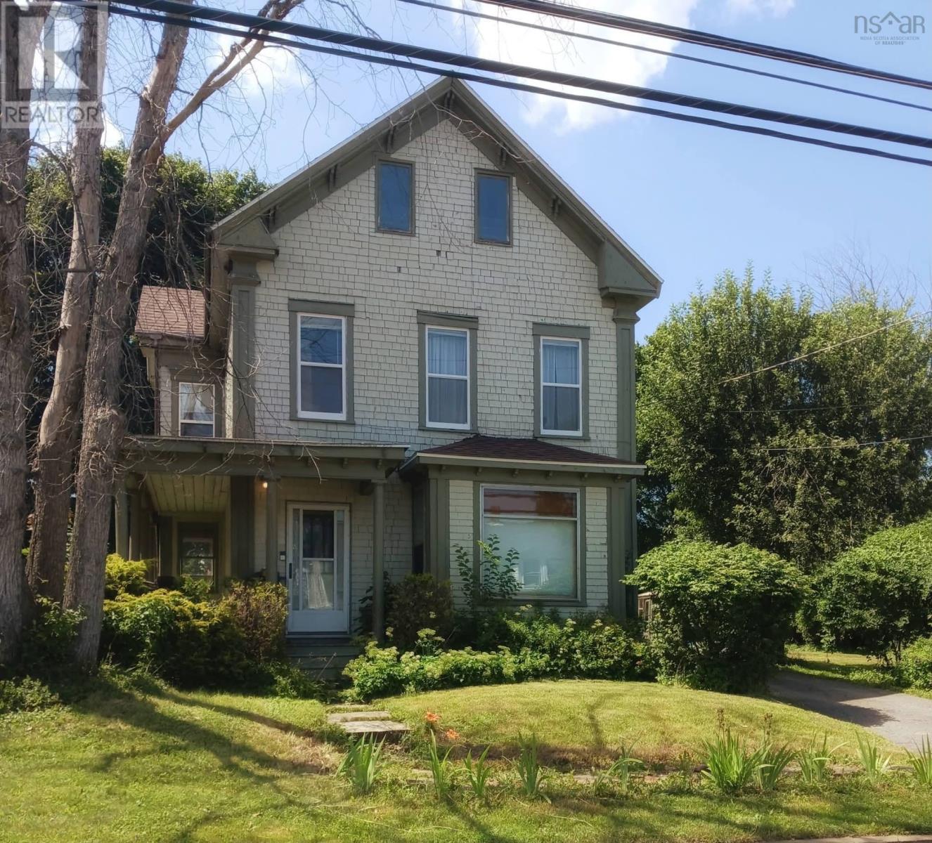 130 MacKay