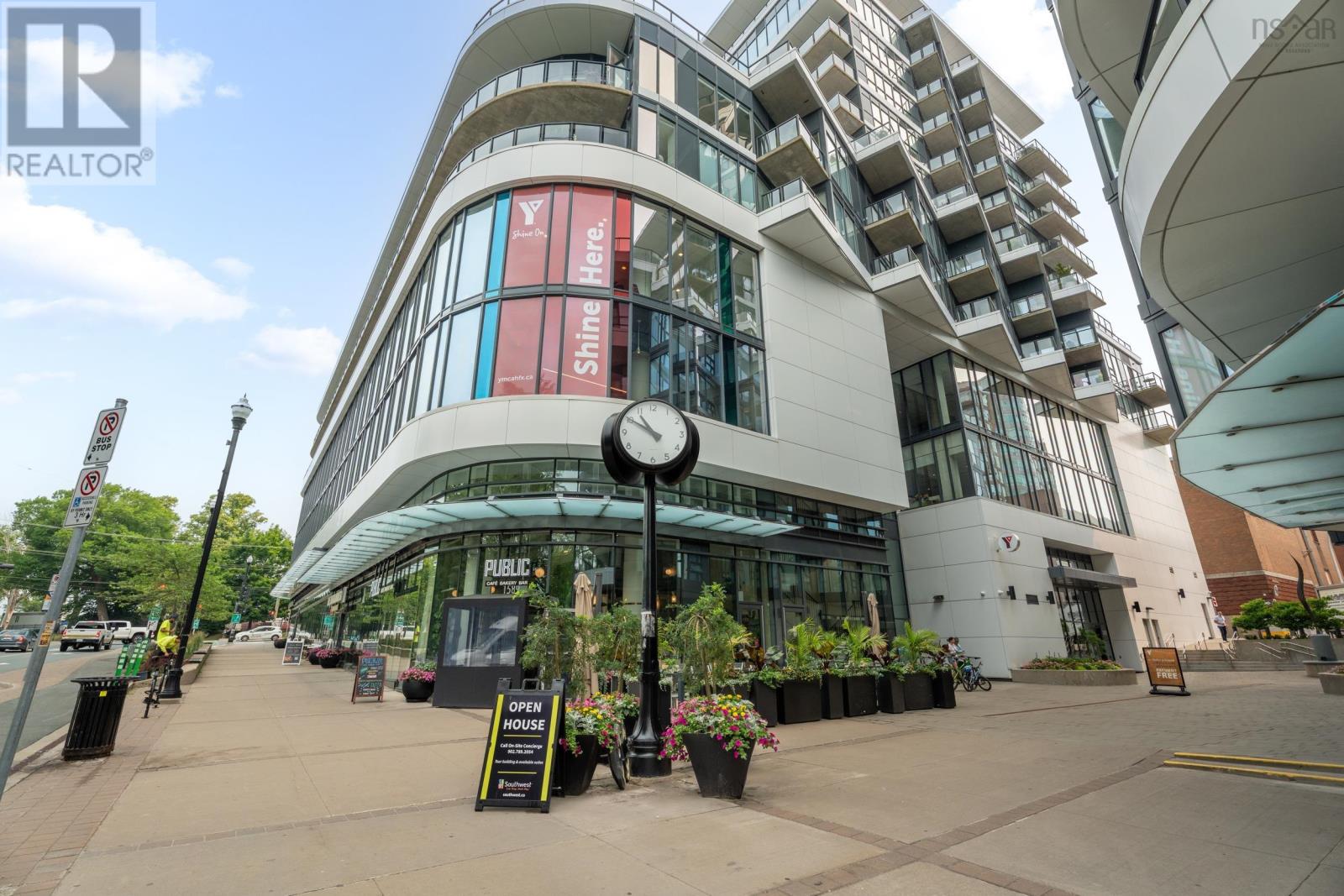 1585 South Park Unit 401