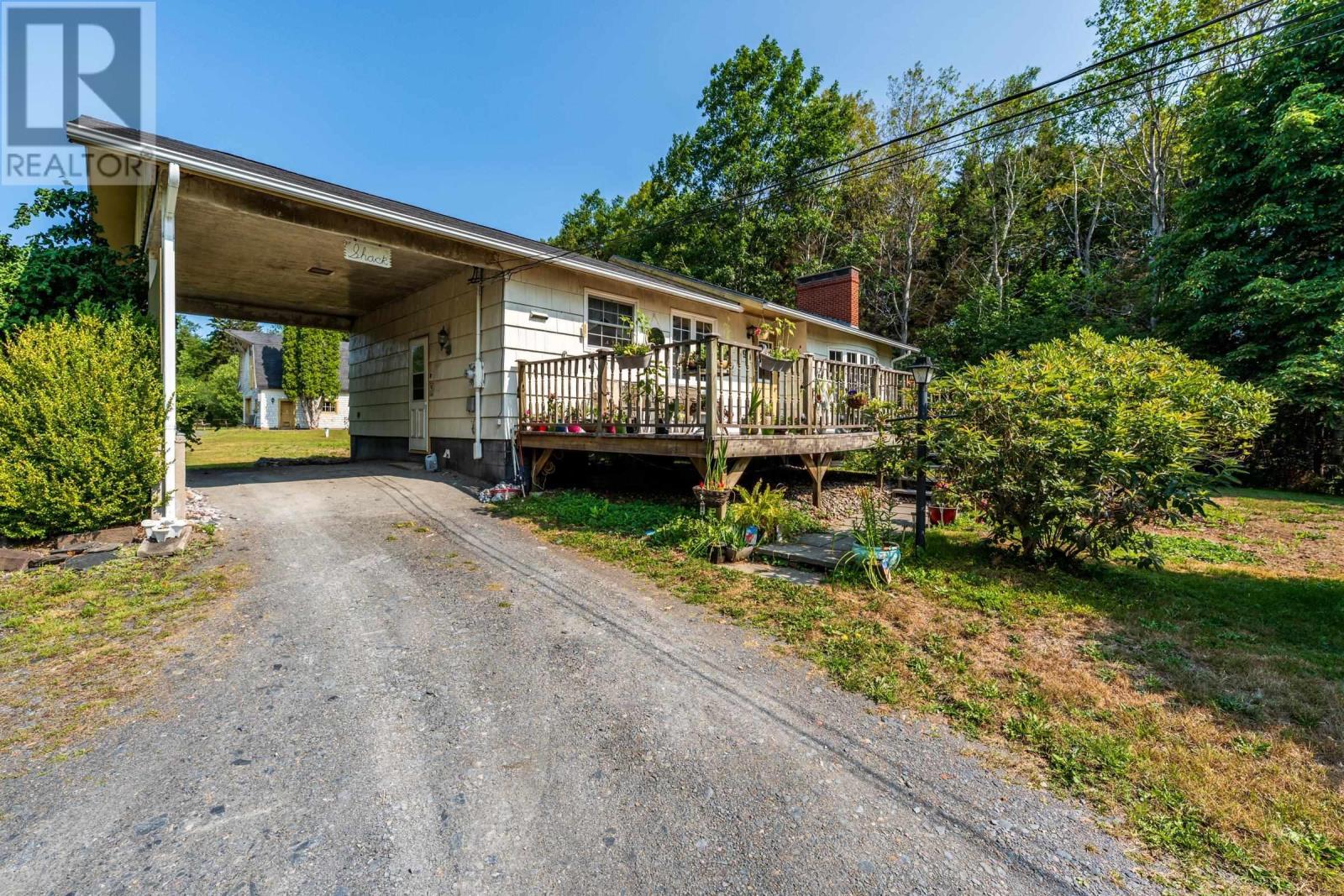 190 Highway 303