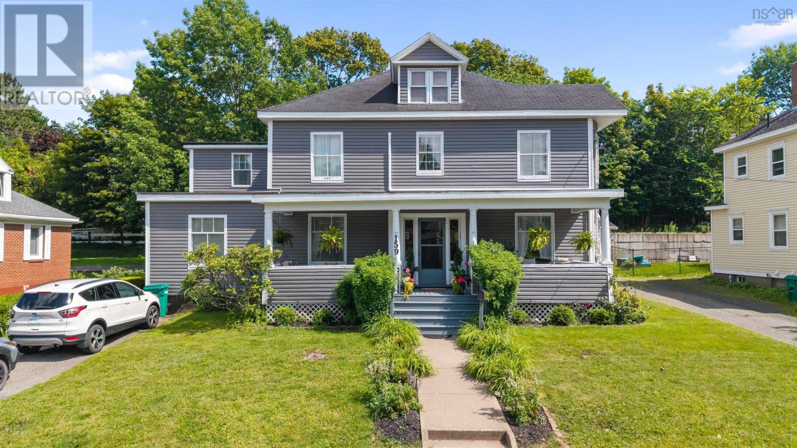 159 Almont