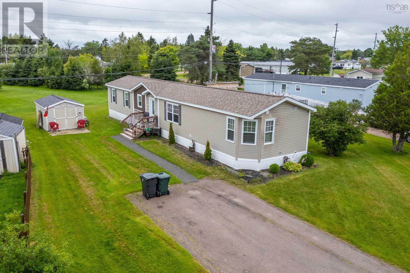 8 Lorne