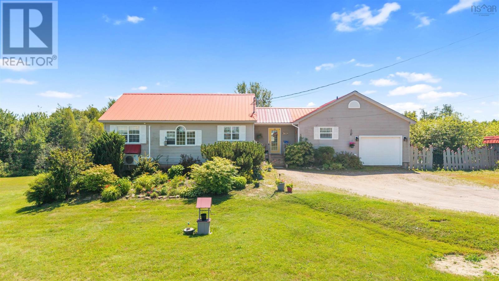 392 BIRCH HILL