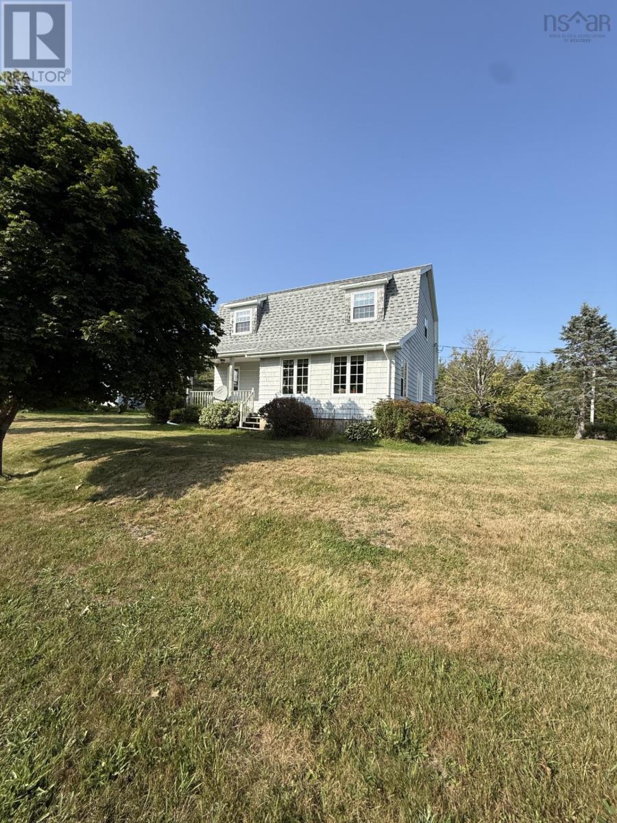 387 BEAVER ROAD, LAKEVALE, N.S.