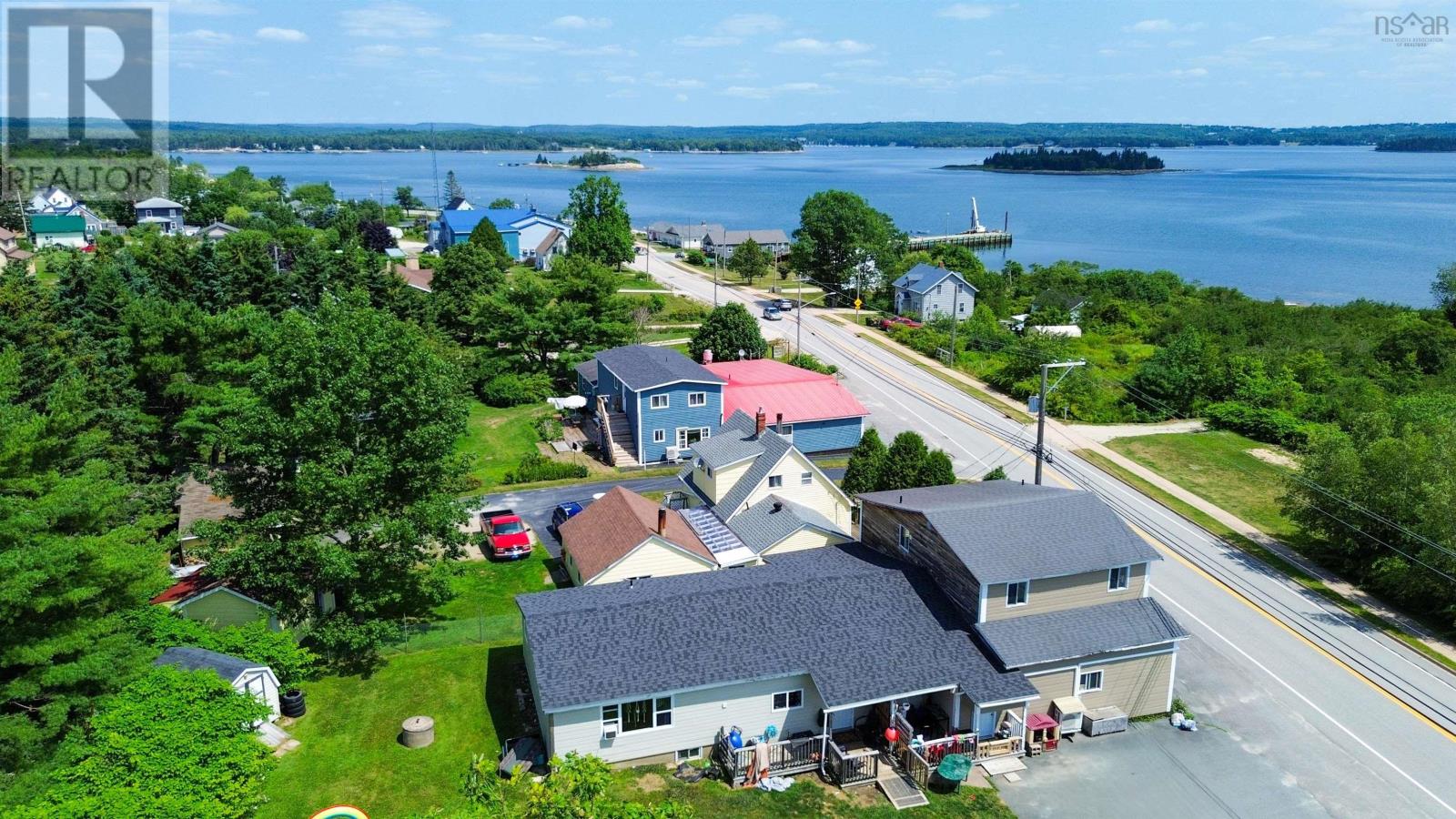 6452 Highway 3