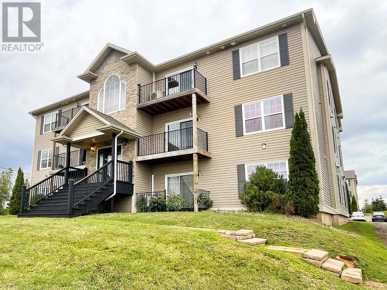 53 Glen Stewart Unit 203