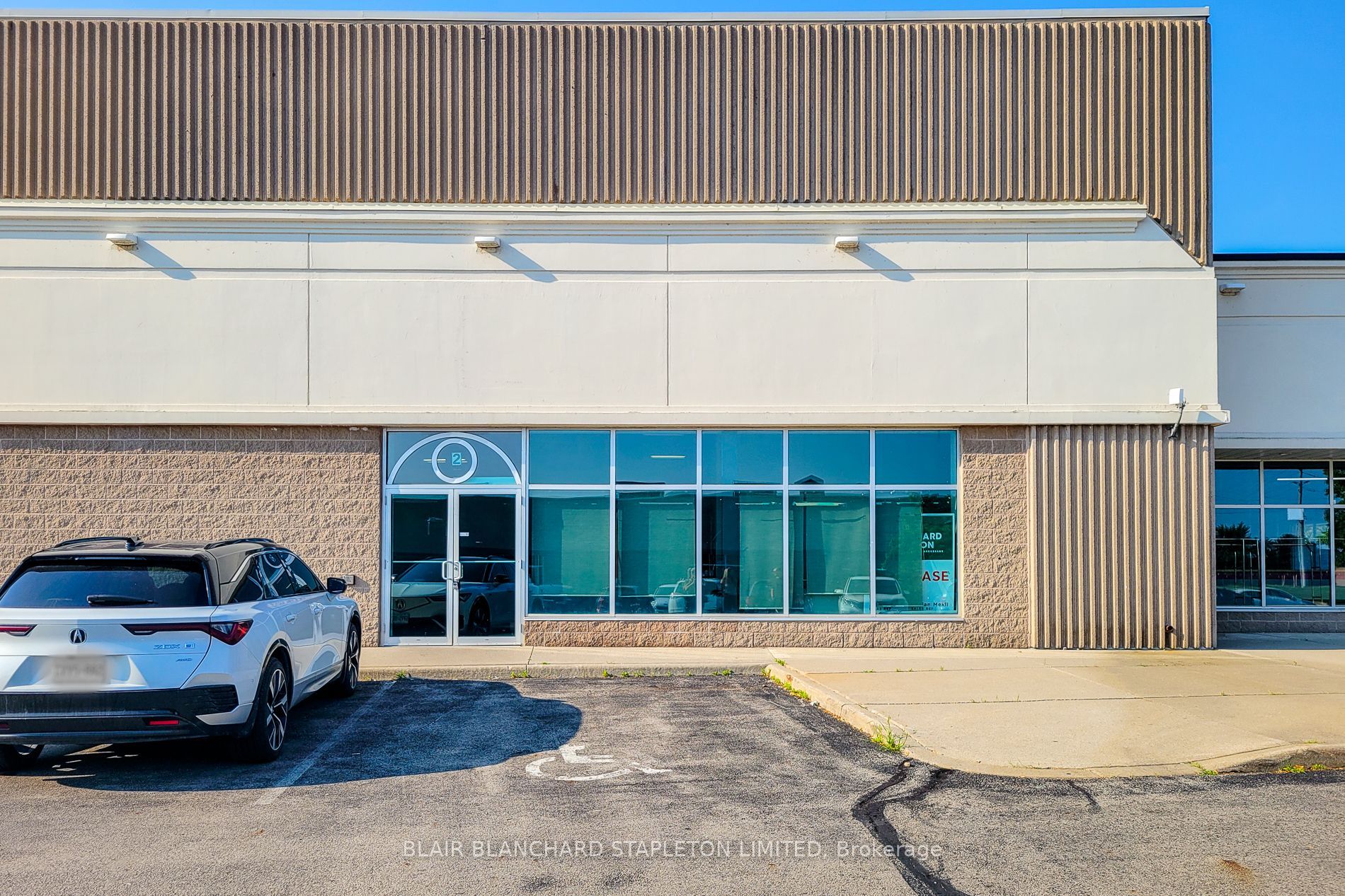 360 Lewis Unit 202