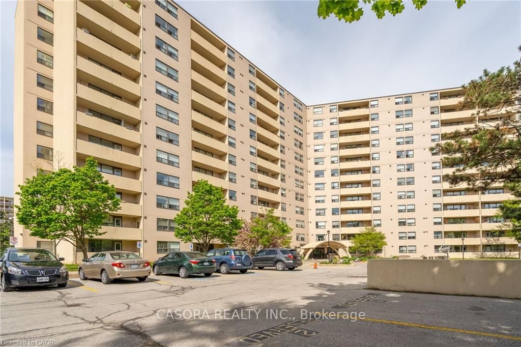 700 DYNES Unit 811