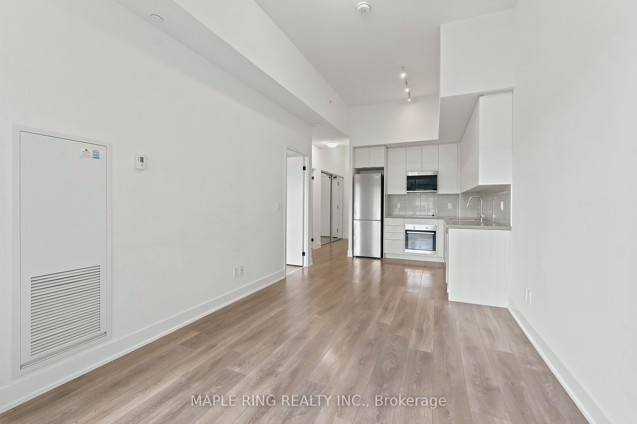 2485 Taunton Unit 450