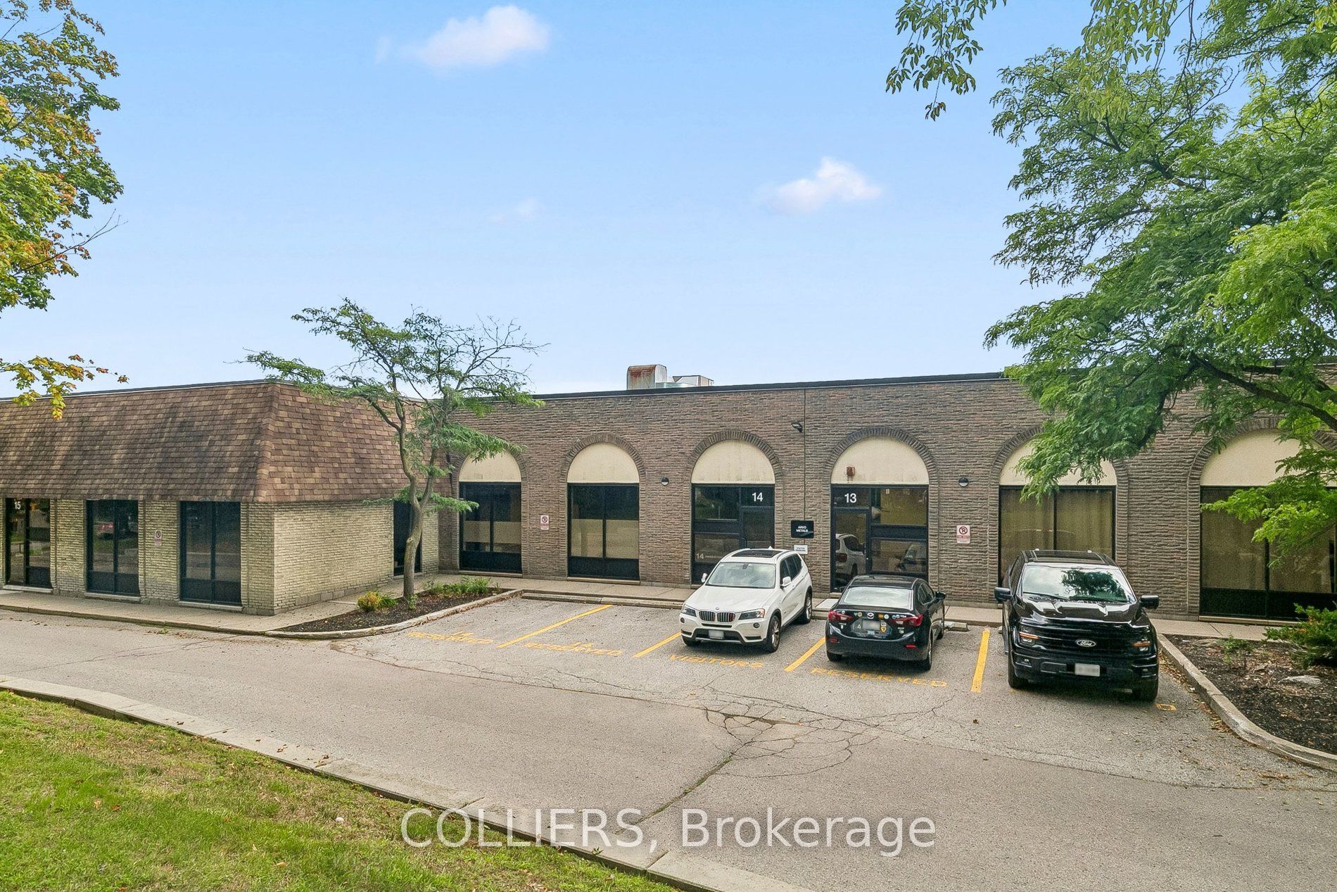 1361 Huntingwood Unit 14-16