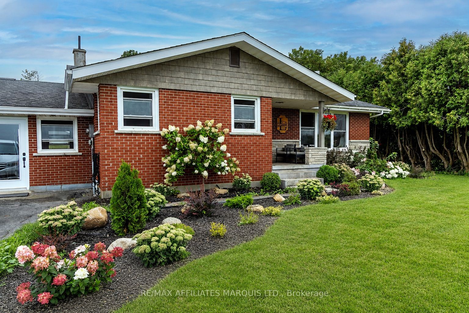 12662 County Road 18 photo 3
