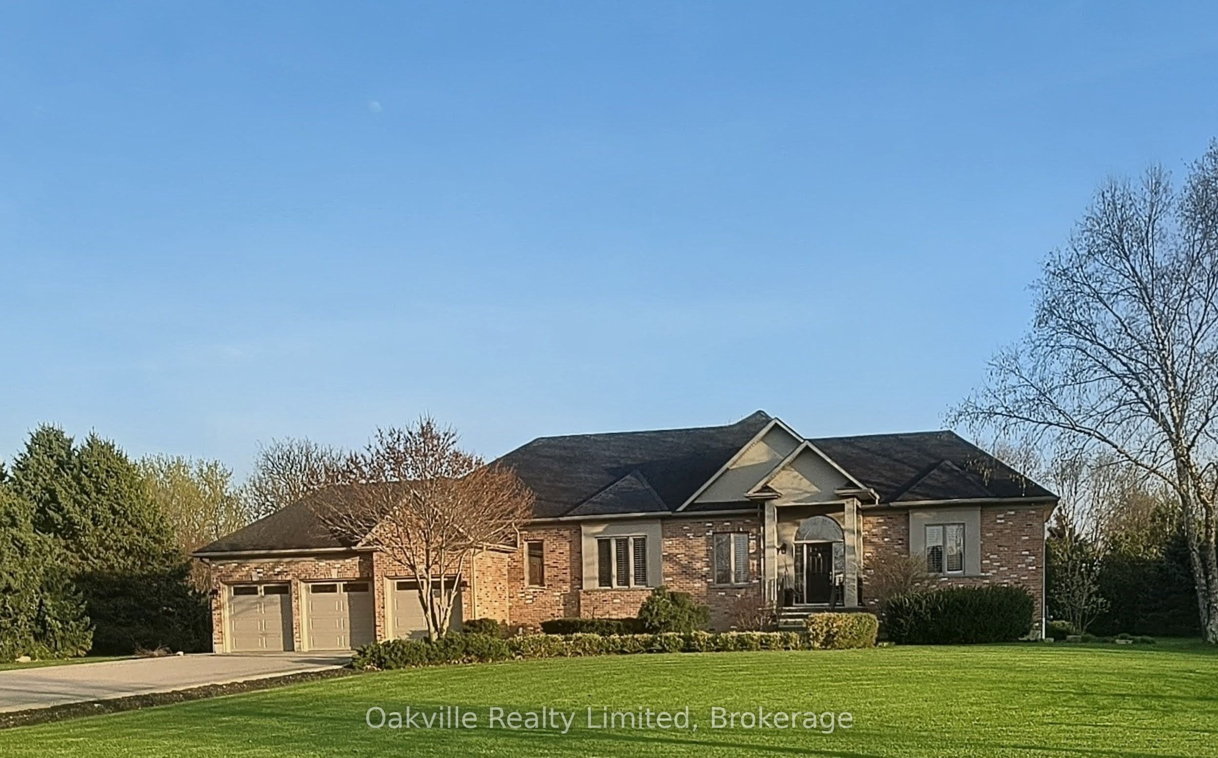 45 Gatepost photo 3