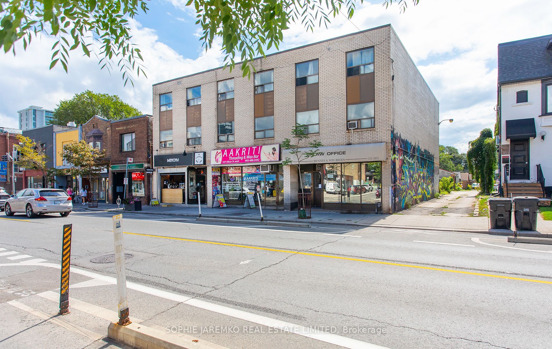 1071A Bloor Unit 3