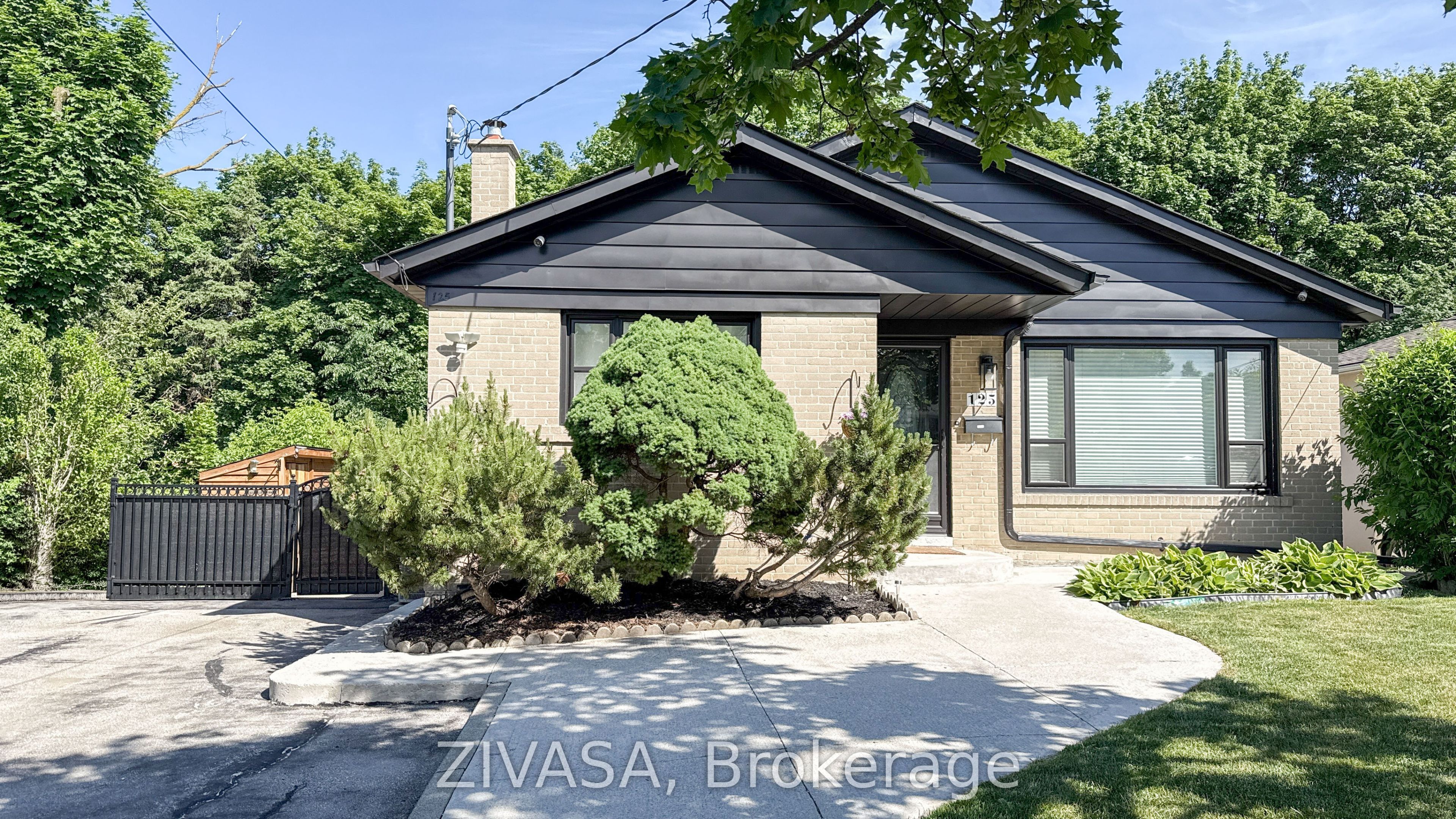 125 Jeffcoat