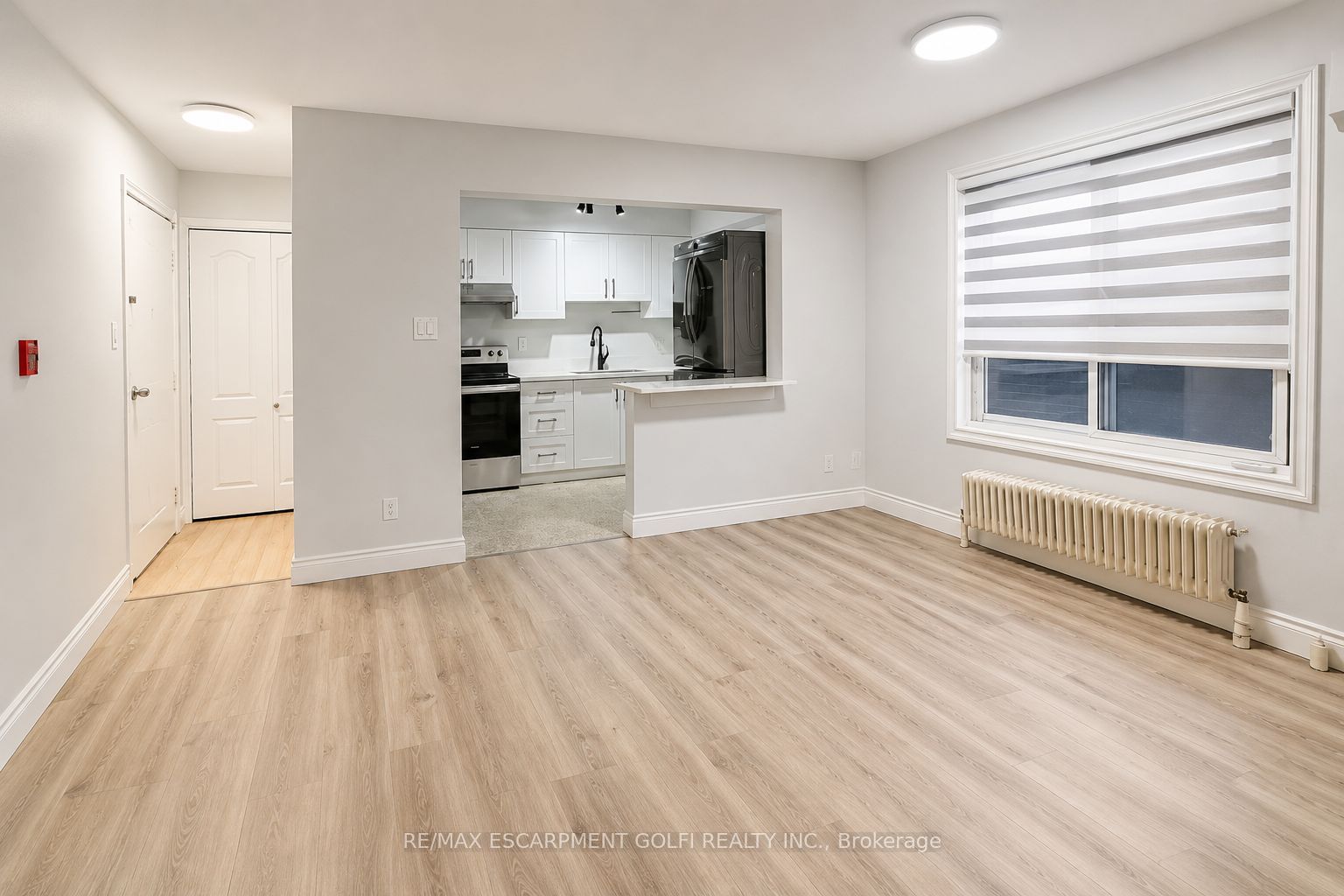 2403 Lakeshore Unit 2