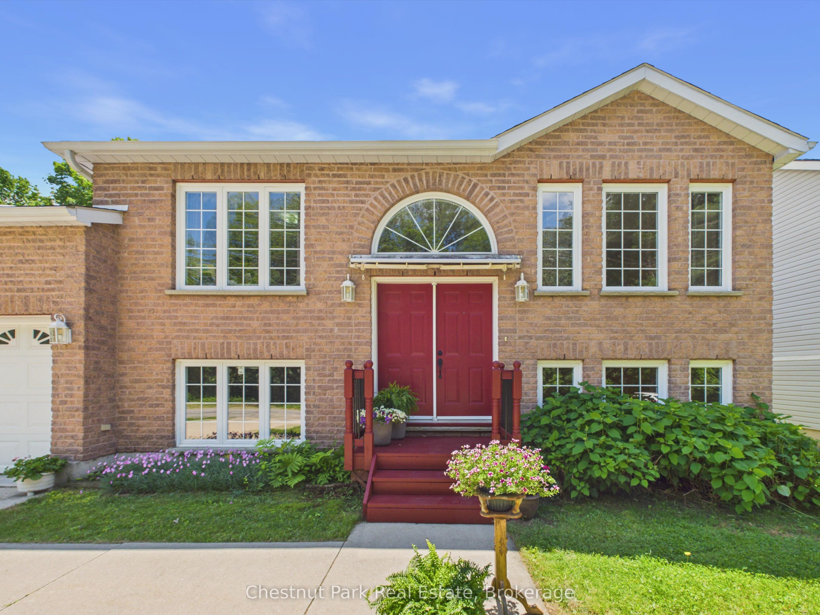 525 Lorne