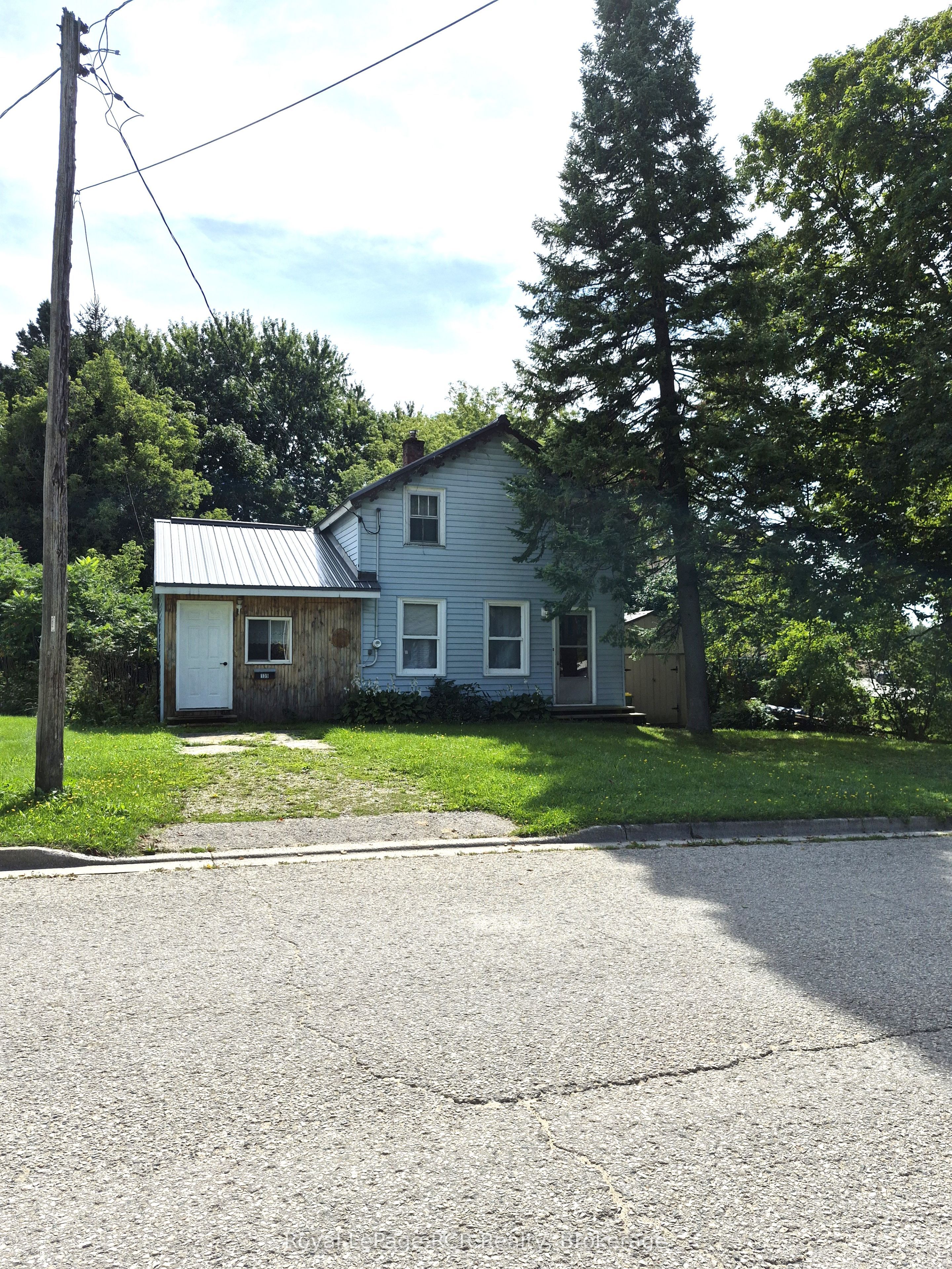 135 Isla photo 2
