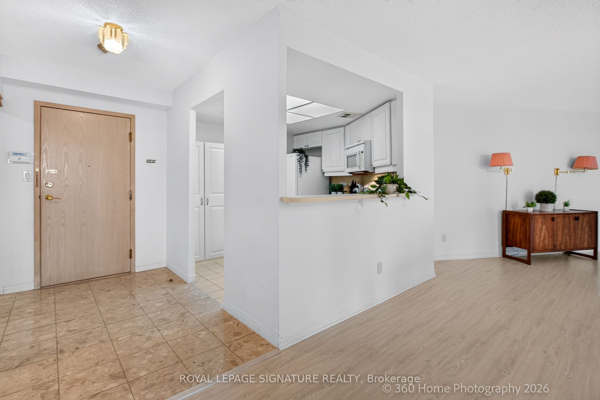 20 Guildwood Unit 801
