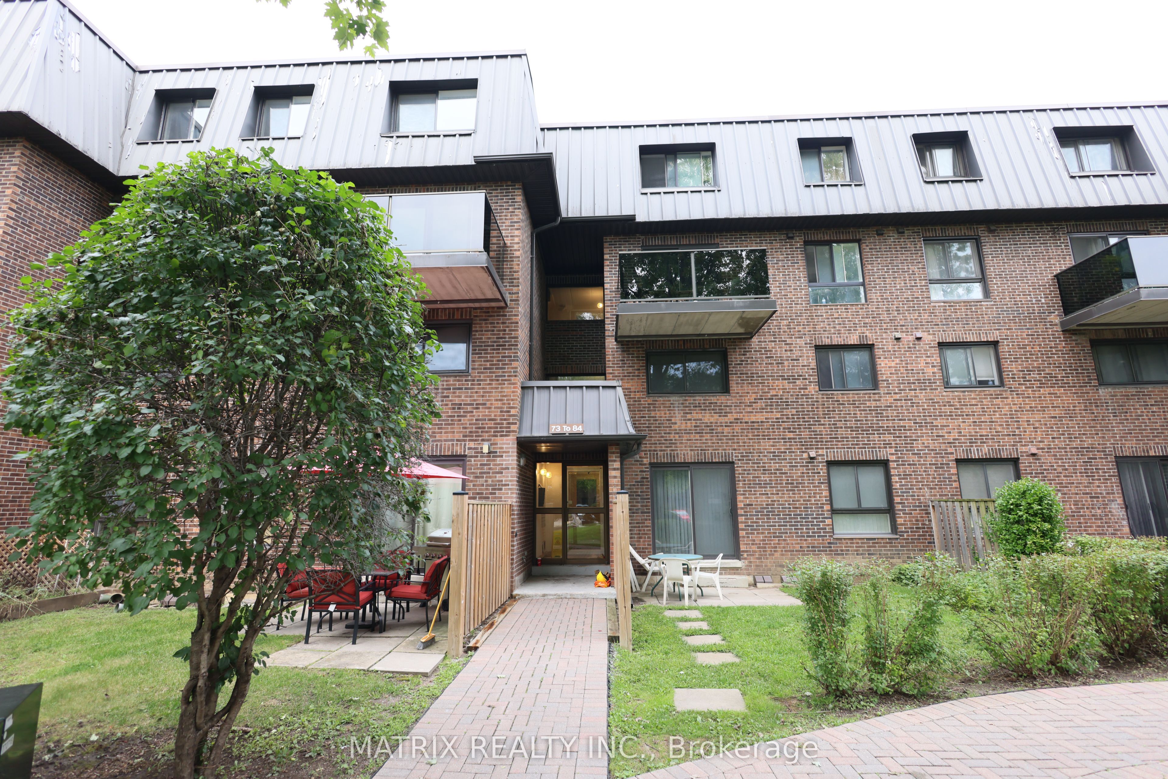 53 Taunton Unit 81