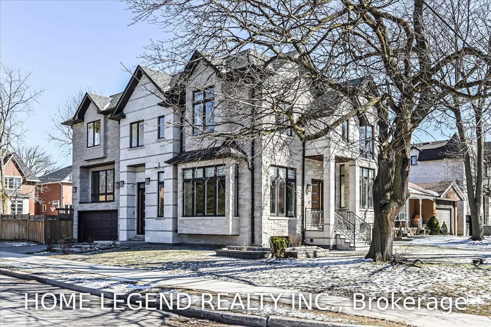 272 Hillcrest