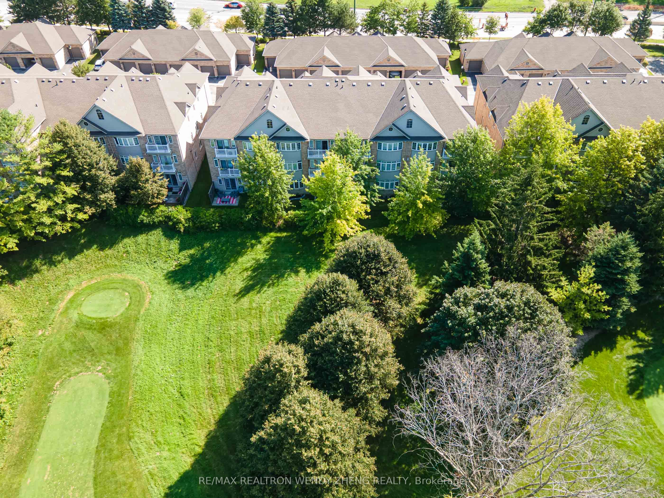 520 Silken Laumann Unit 21