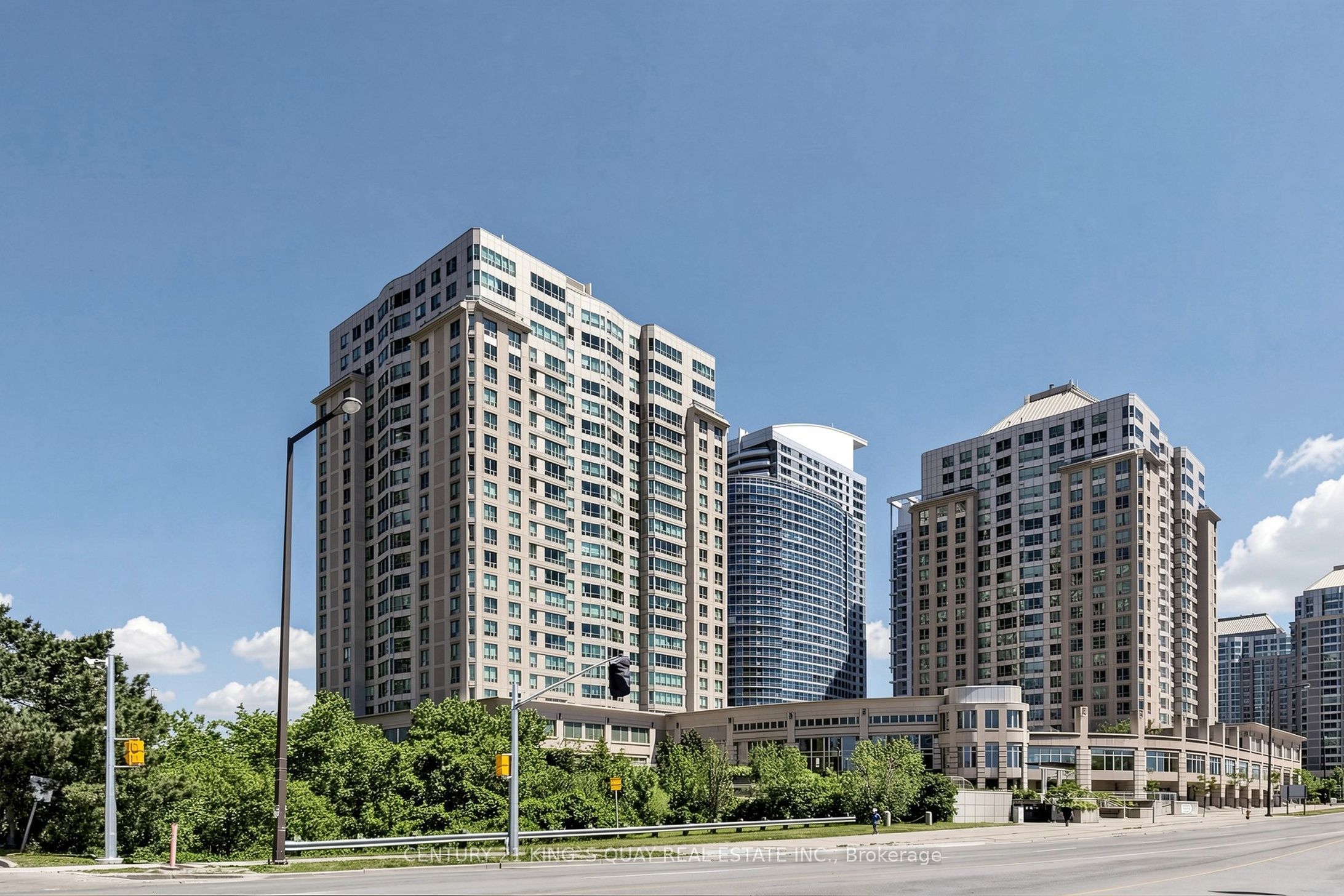 8 Lee Centre Unit 1709 photo 2