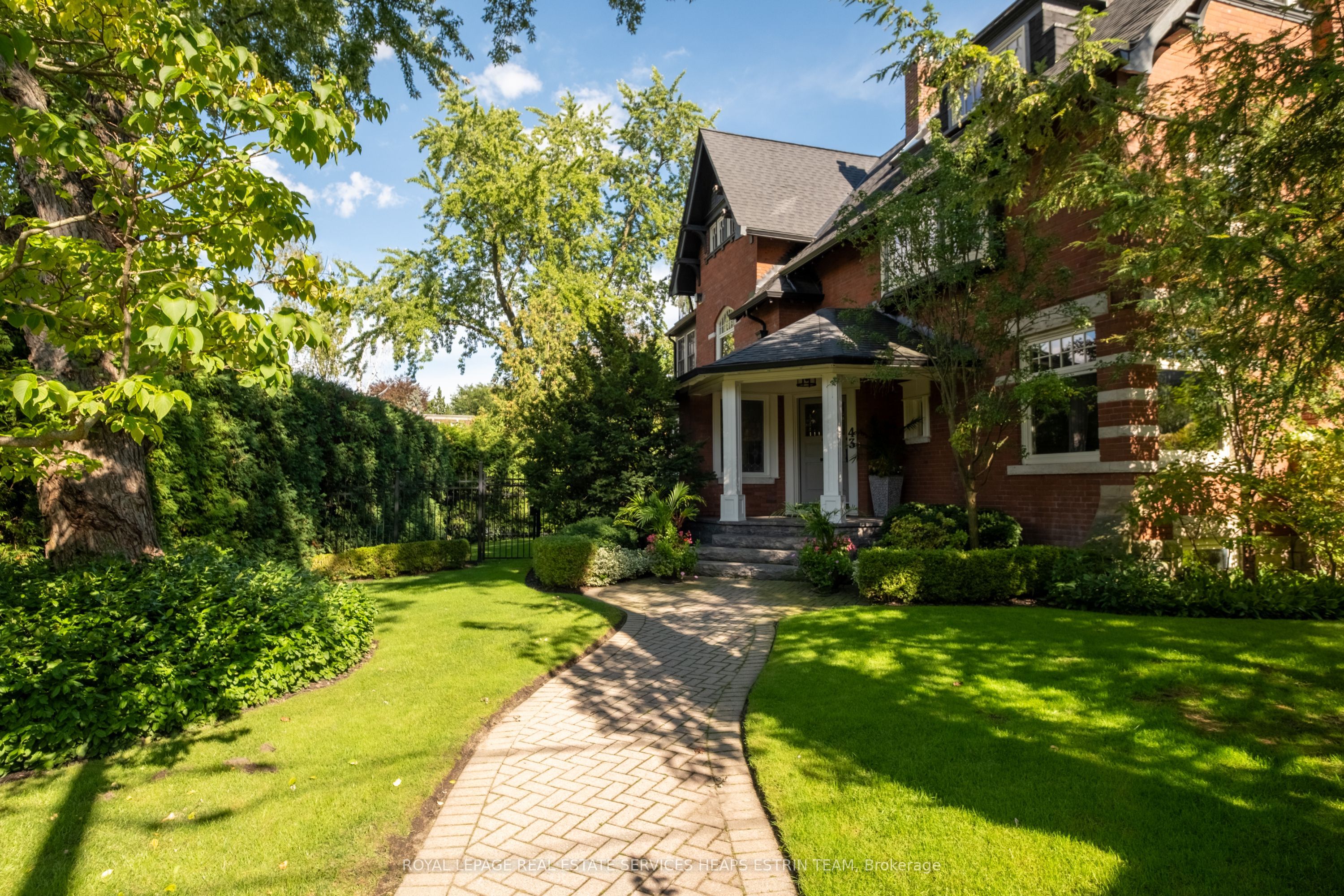 43 Maple photo 2
