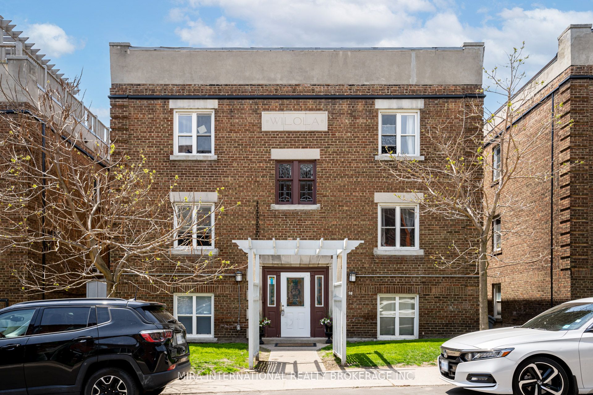 98 Leuty Unit C5