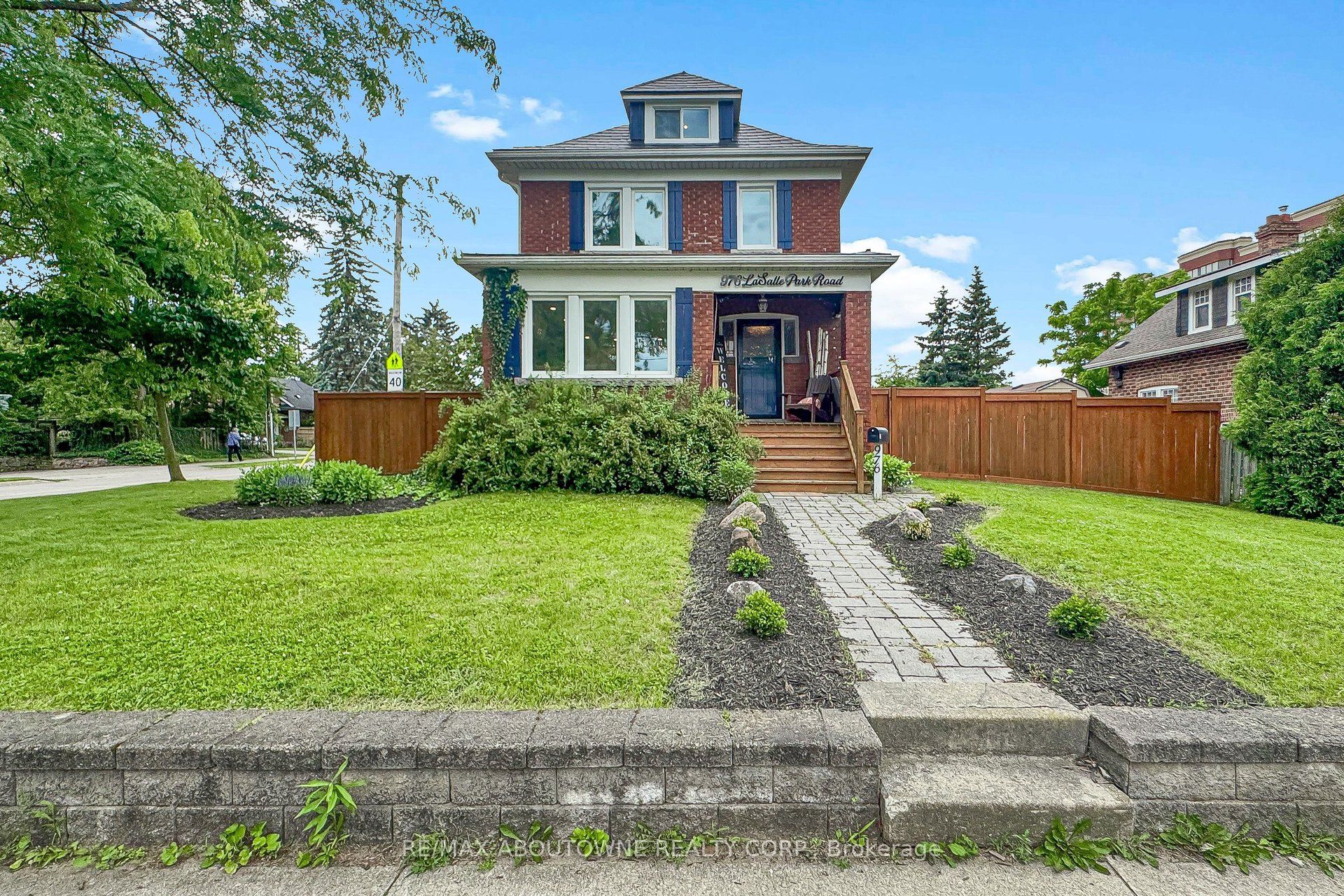 976 Lasalle Park
