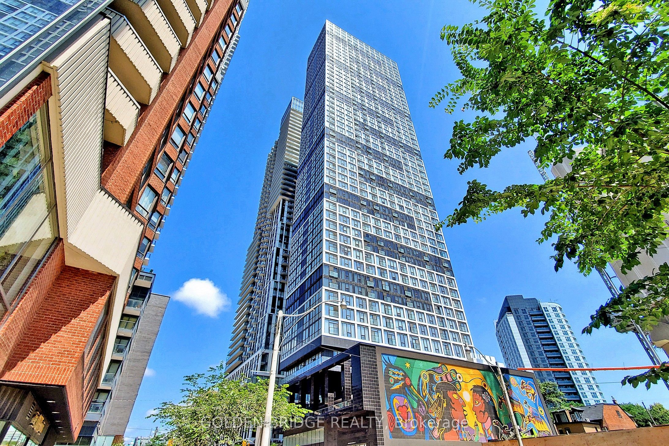 251 Jarvis Unit 2410
